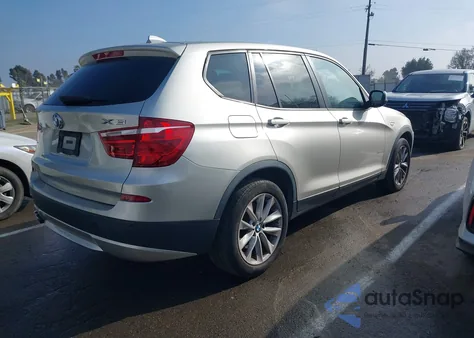 2014 BMW X3 xDrive28I z USA, uszkodzony, nr VIN 5UXWX9C53E0D10928